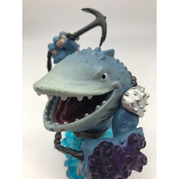 Activision Skylander Giants Thumpback Figure - Picture 9 of 9